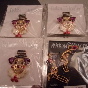 NWTS 3 CLOWN BROOCHES & 1 PAIR CLOWN MOTION COMMOT